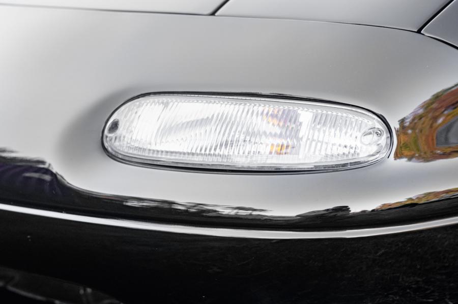 Детали экстерьера Mazda Miata Limited Edition (NA) 1993 года  (фото 12 из 121)